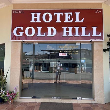 Oyo 90896 Gold Hill Hotel Jerantut Bagian luar foto